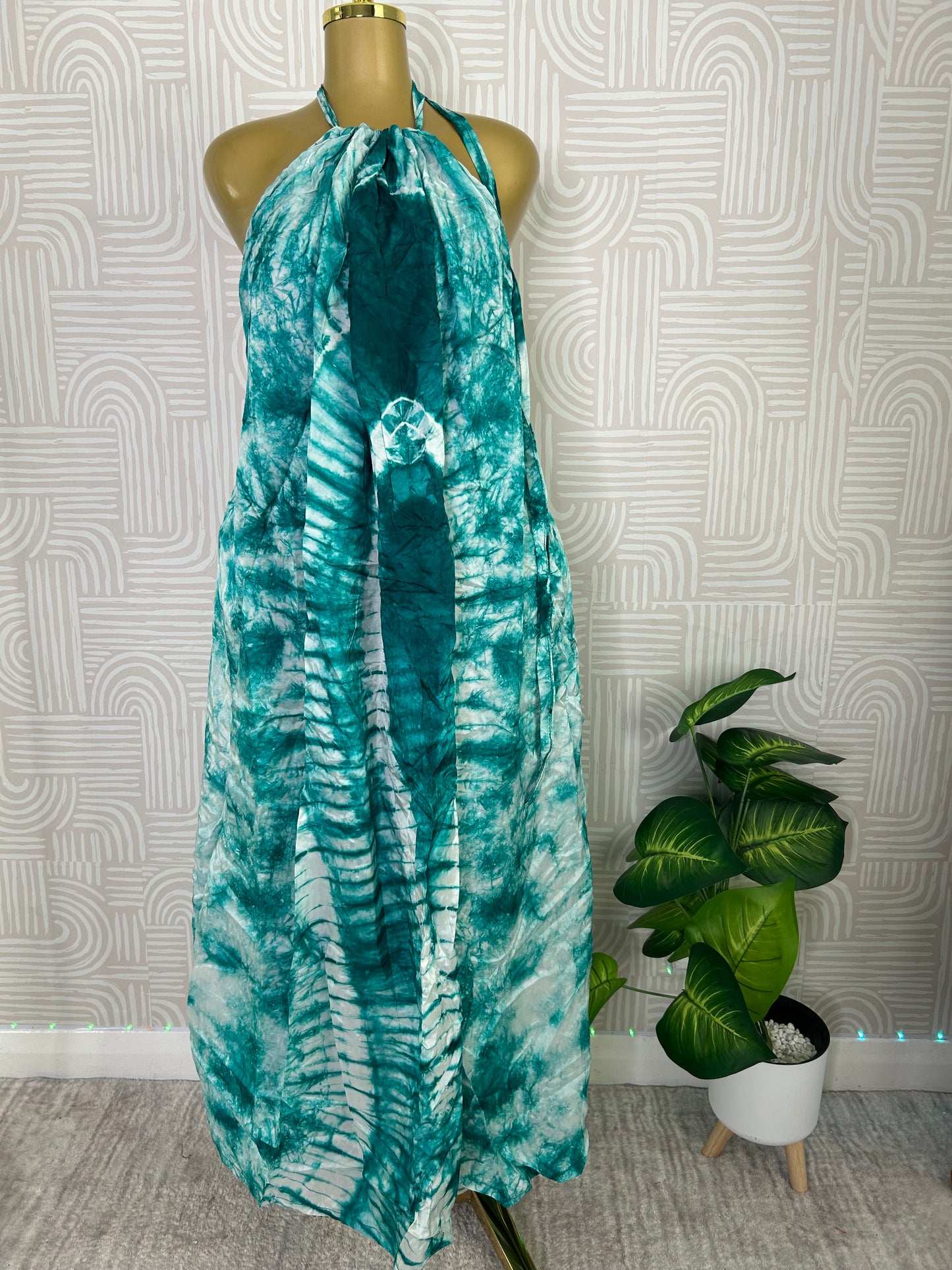 ADIRE BACKLESS