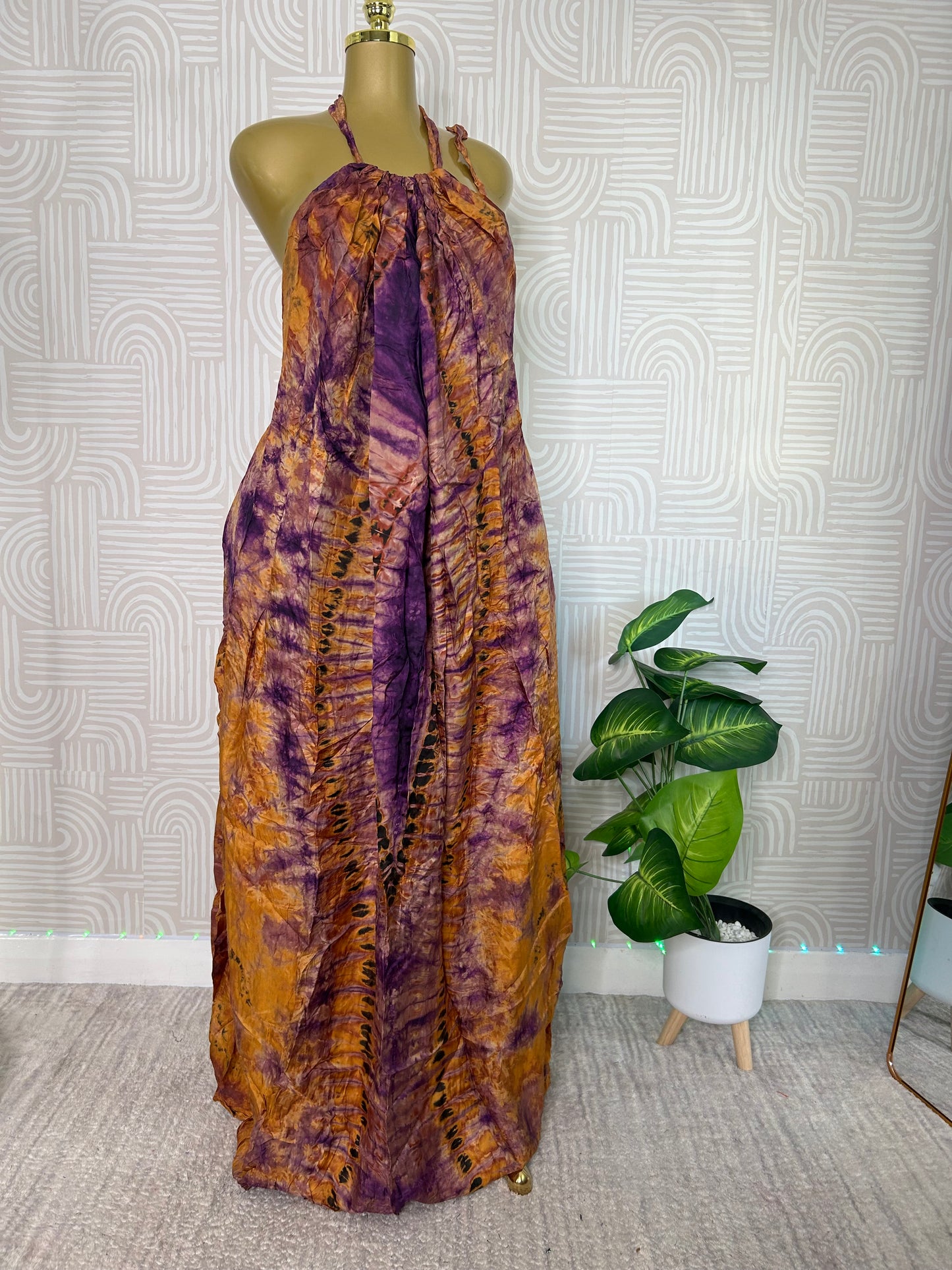 ADIRE BACKLESS