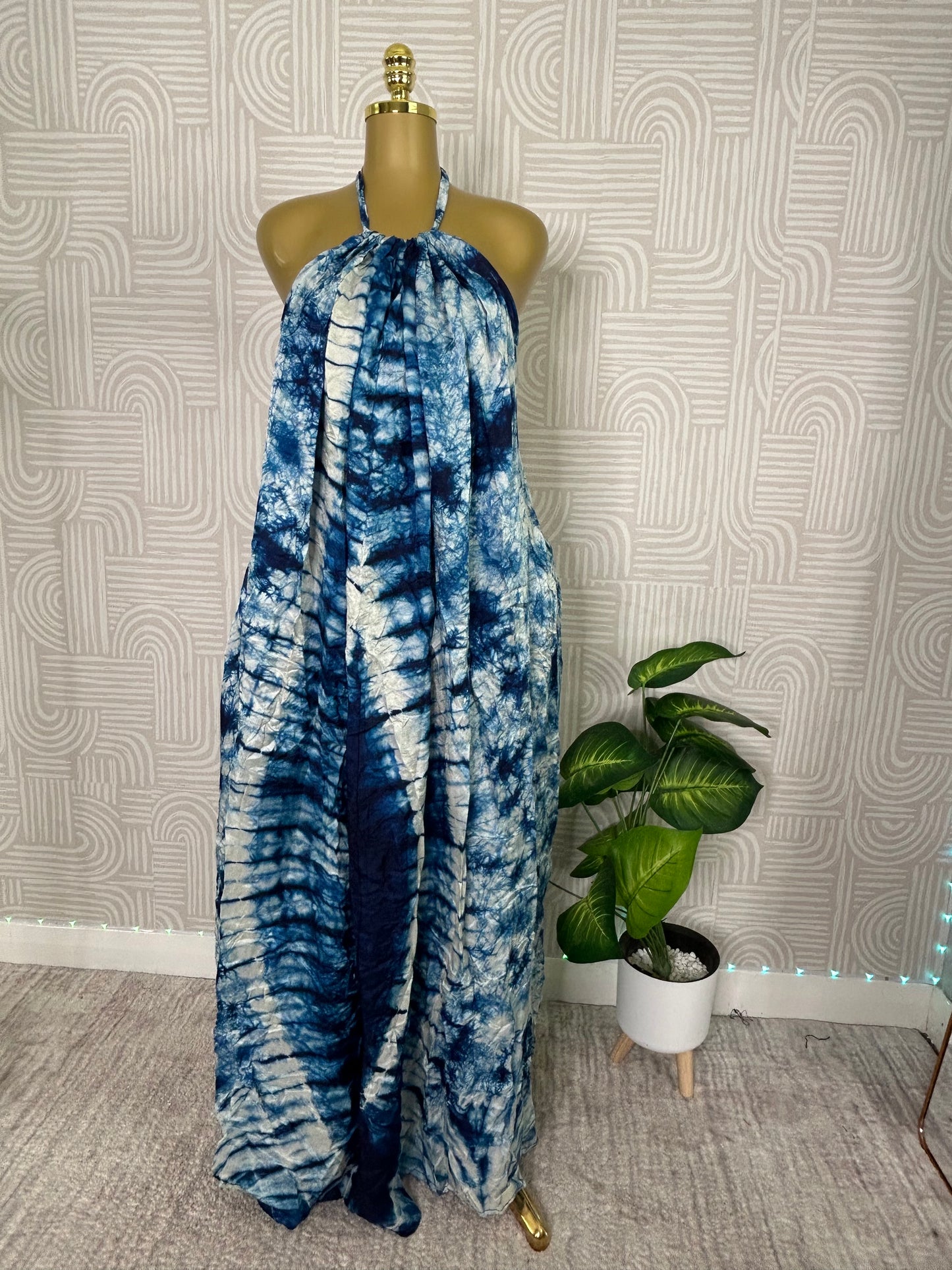 ADIRE BACKLESS