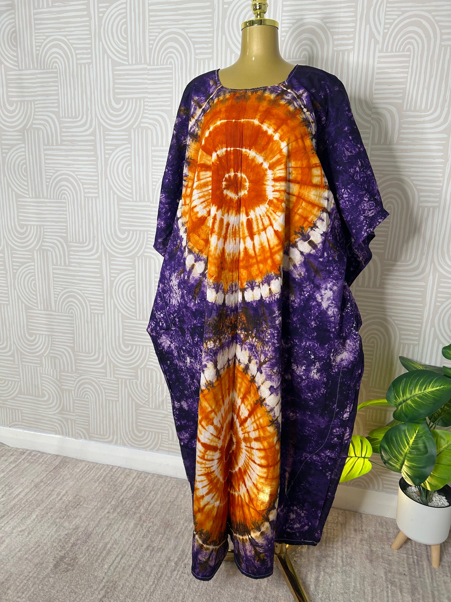 BOUBOU MAKEBA 
(boubou Dior)