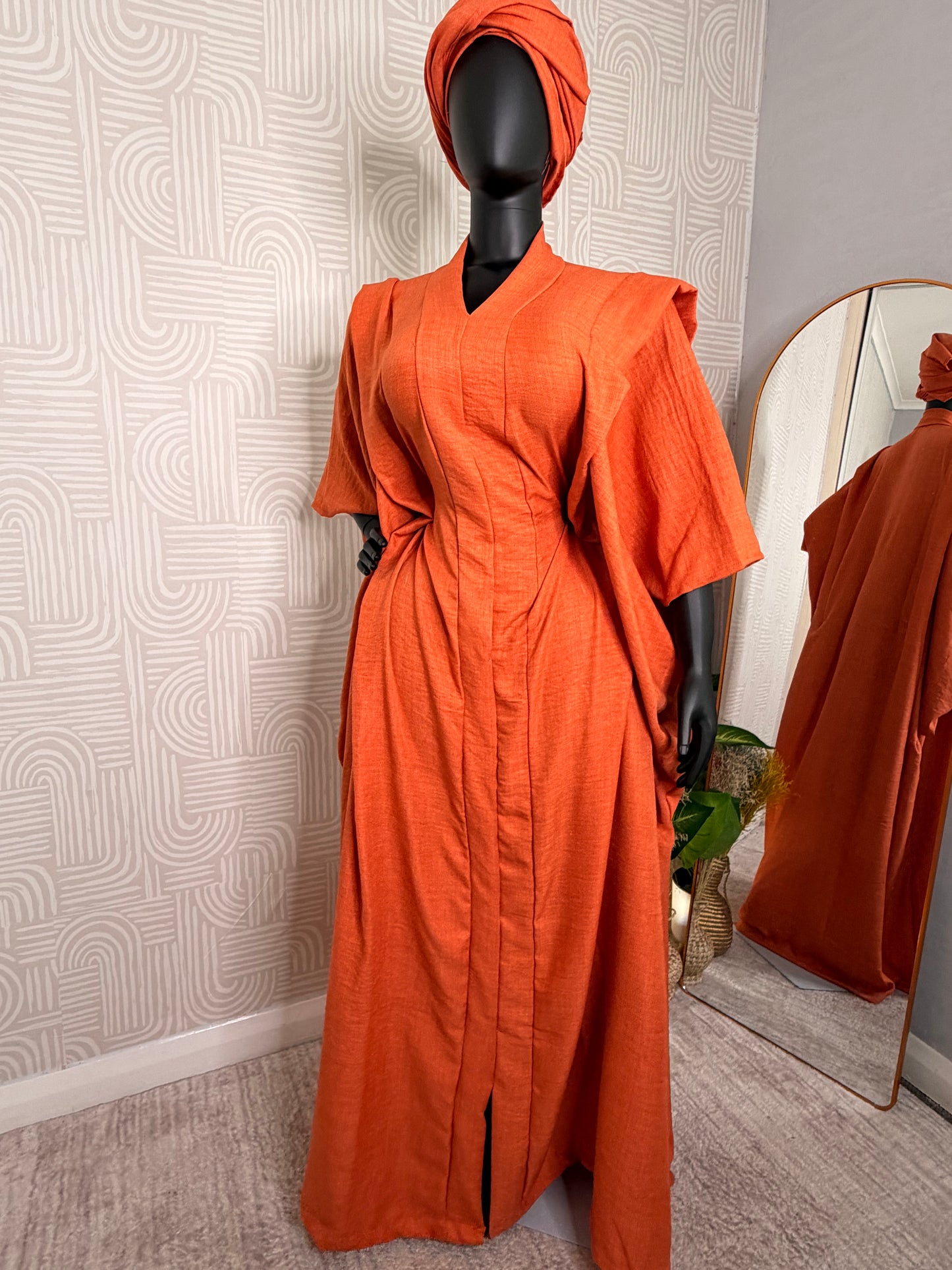 AISHA KAFTAN
