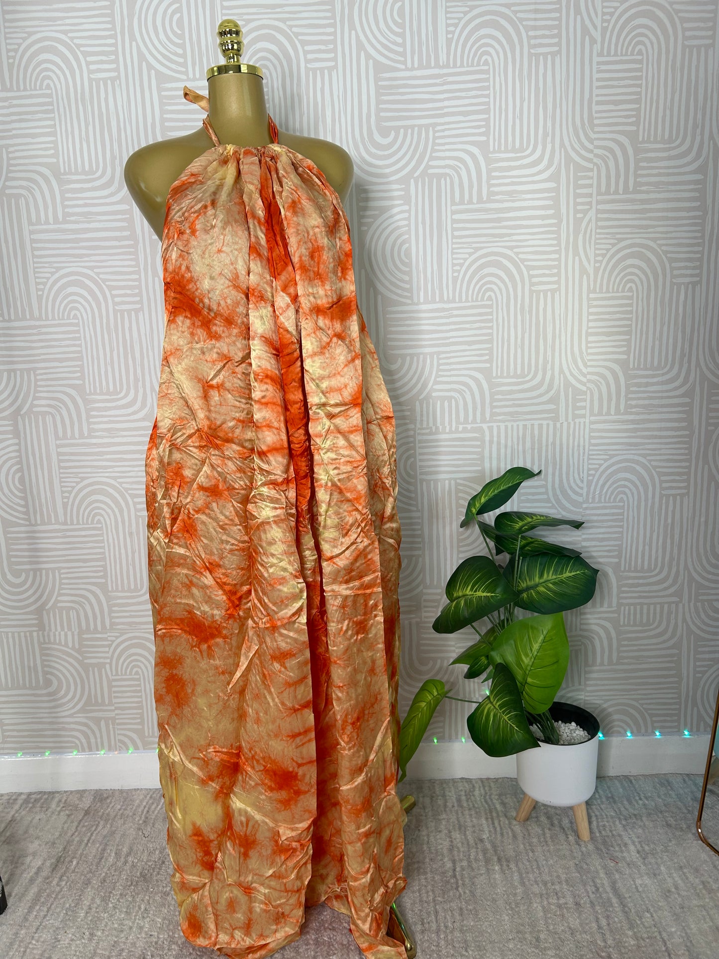 ADIRE BACKLESS