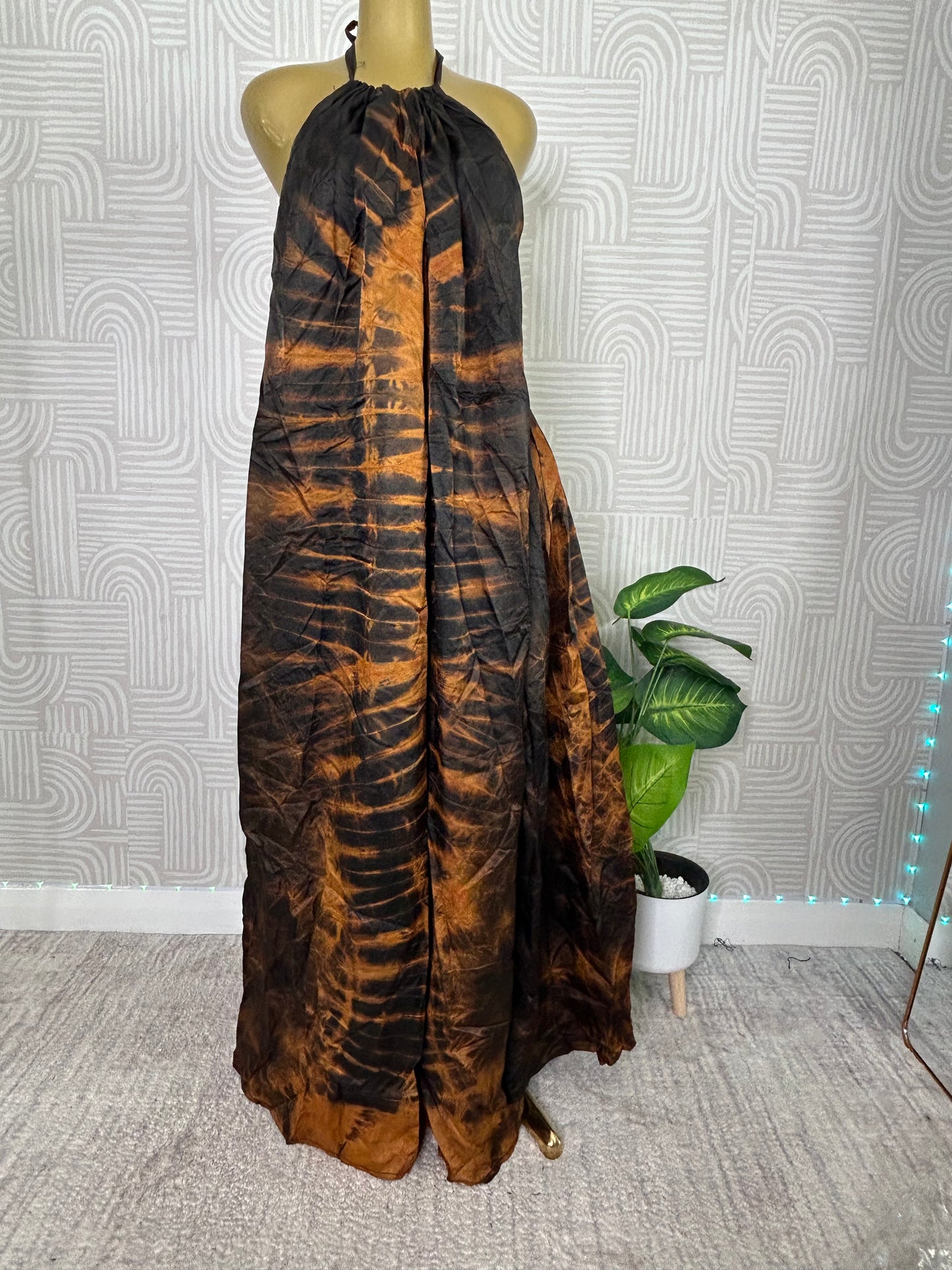 ADIRE BACKLESS