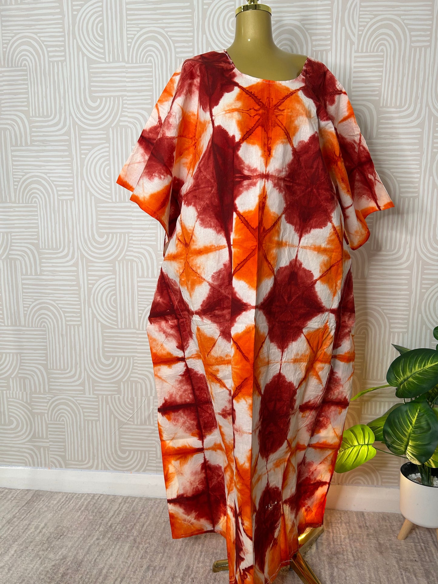 BOUBOU MAKEBA 
(boubou Dior)