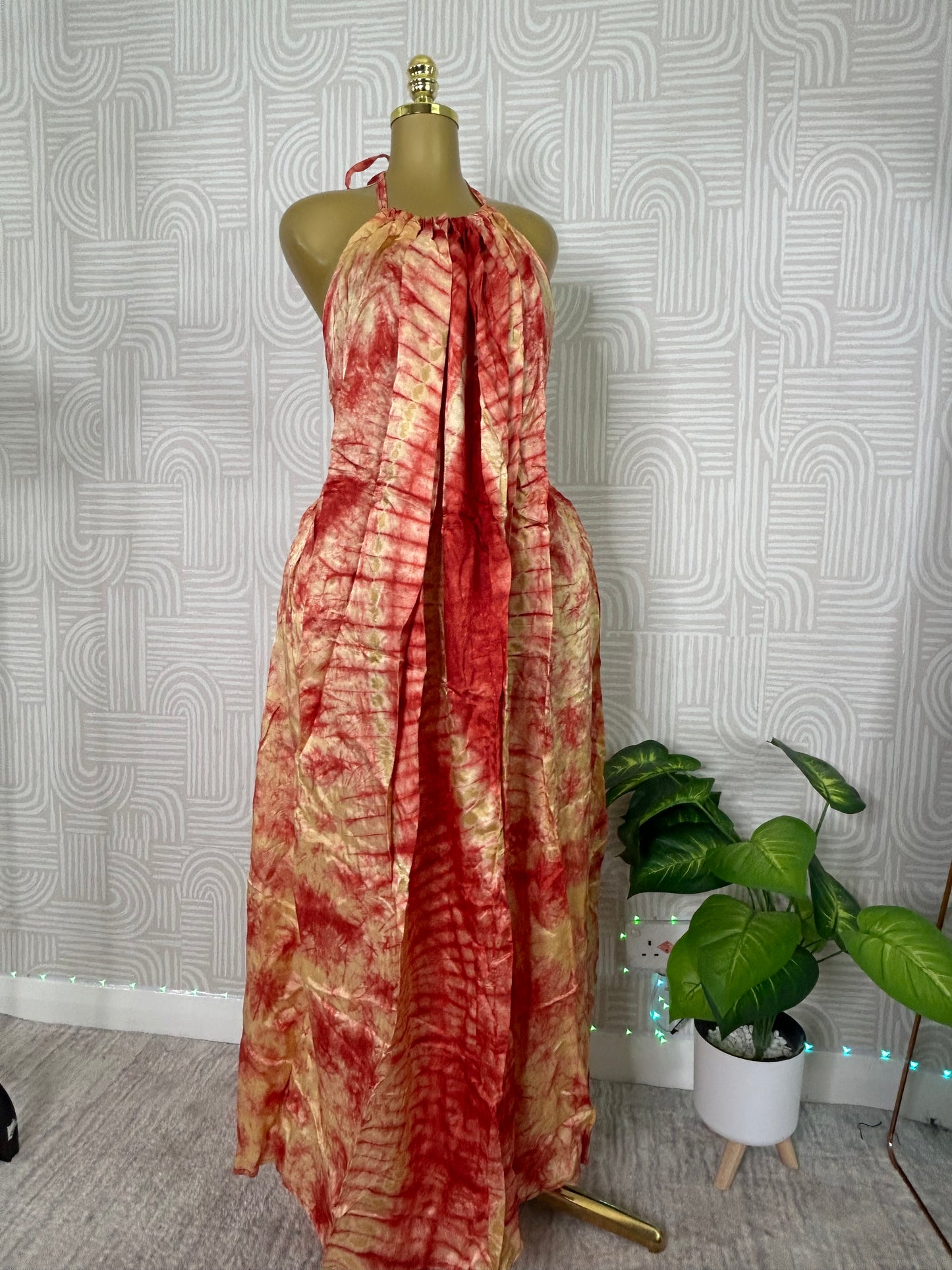 ADIRE BACKLESS