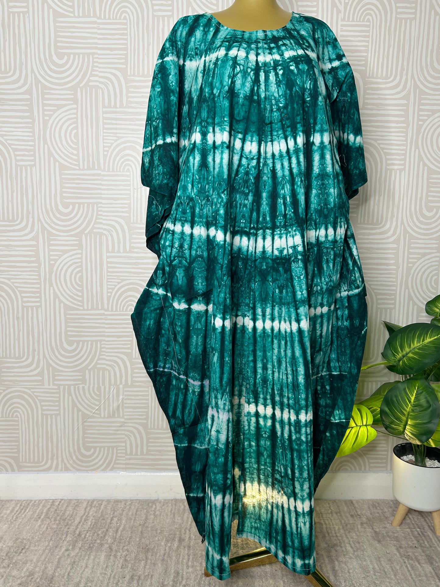 BOUBOU MAKEBA 
(boubou Dior)