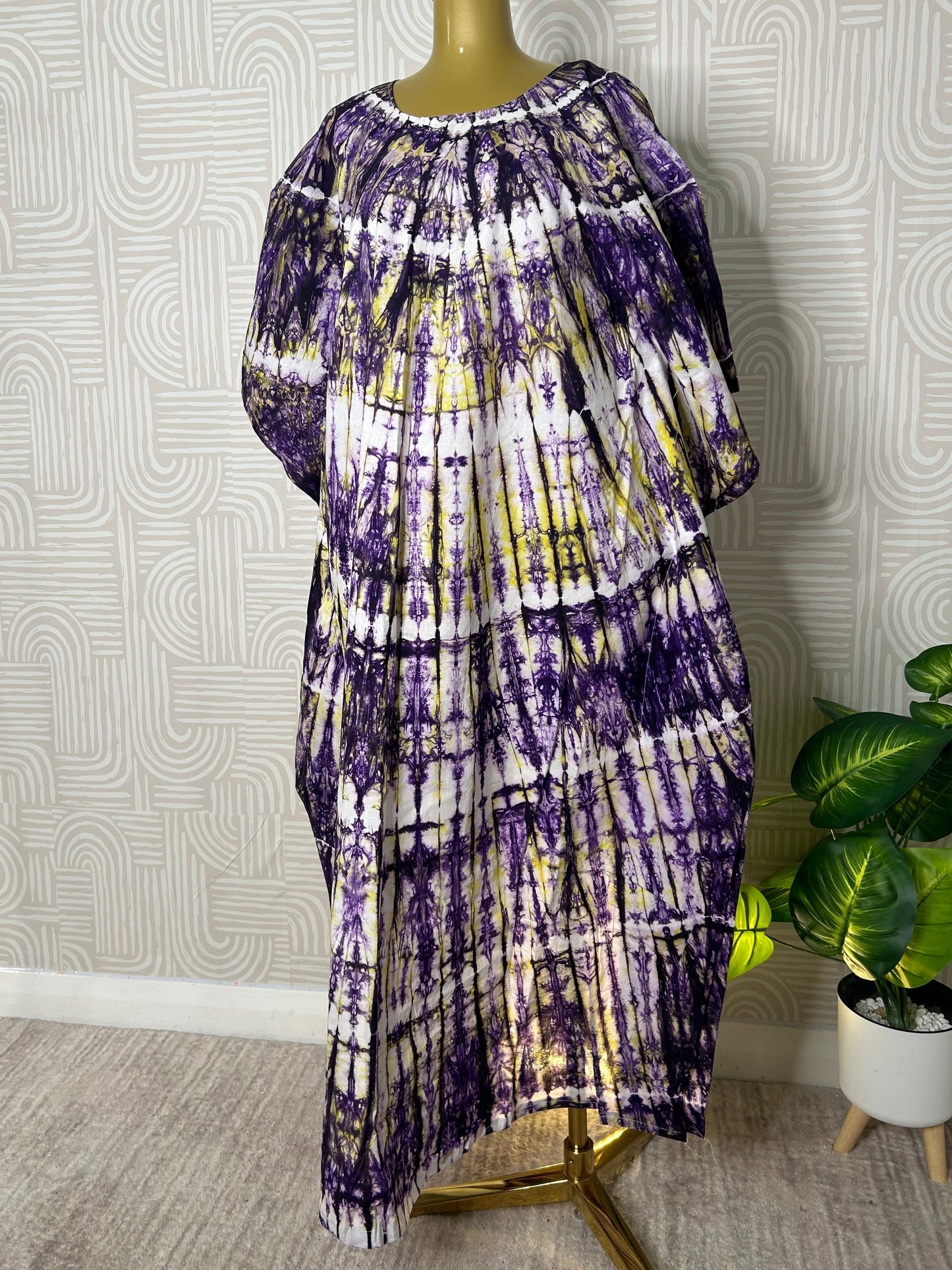 BOUBOU MAKEBA 
(boubou Dior)