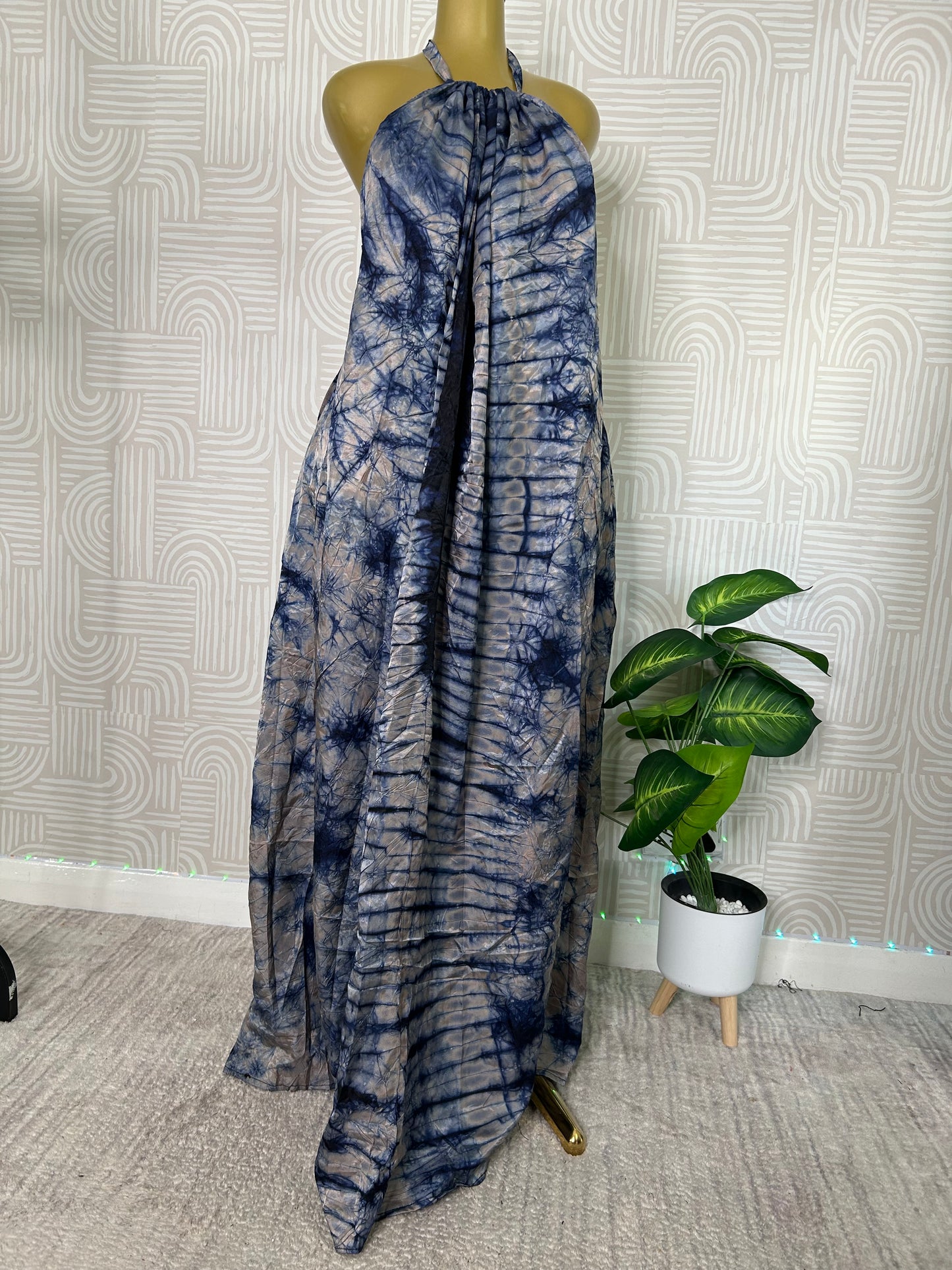 ADIRE BACKLESS